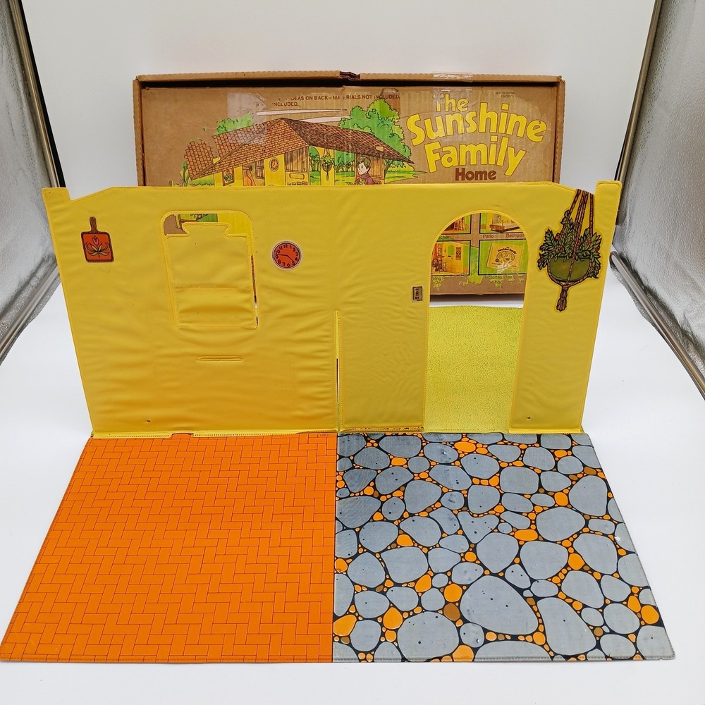 1974 Mattel The Sunshine Family #7801 Replacement: Interior Walls/Floor Piece